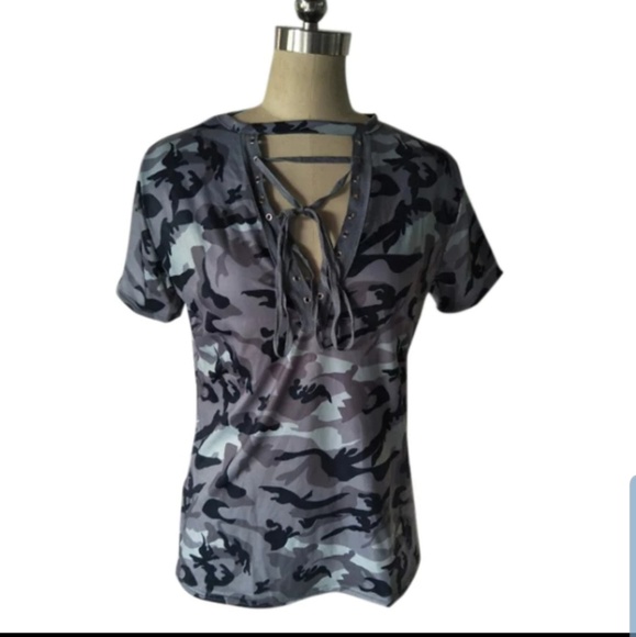 SALE! LAST ONE XL. Green Camo Lace-up Top Tee - Picture 3 of 3